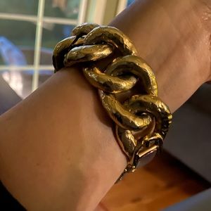 GIVENCHY VNTG 80s GOLD TONE CHUNKY LINK BRACELET